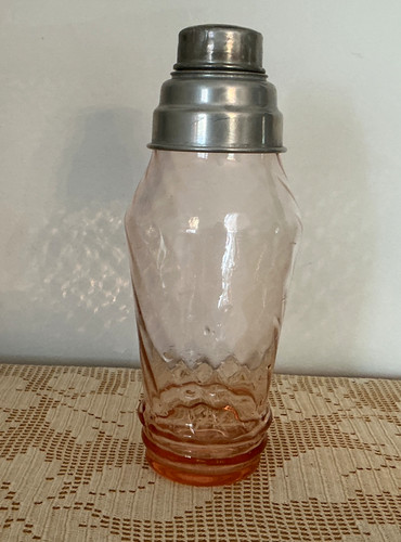 Vintage 1930s depression glass - vintage,